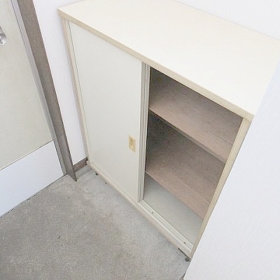 玄関備付けの下駄箱
