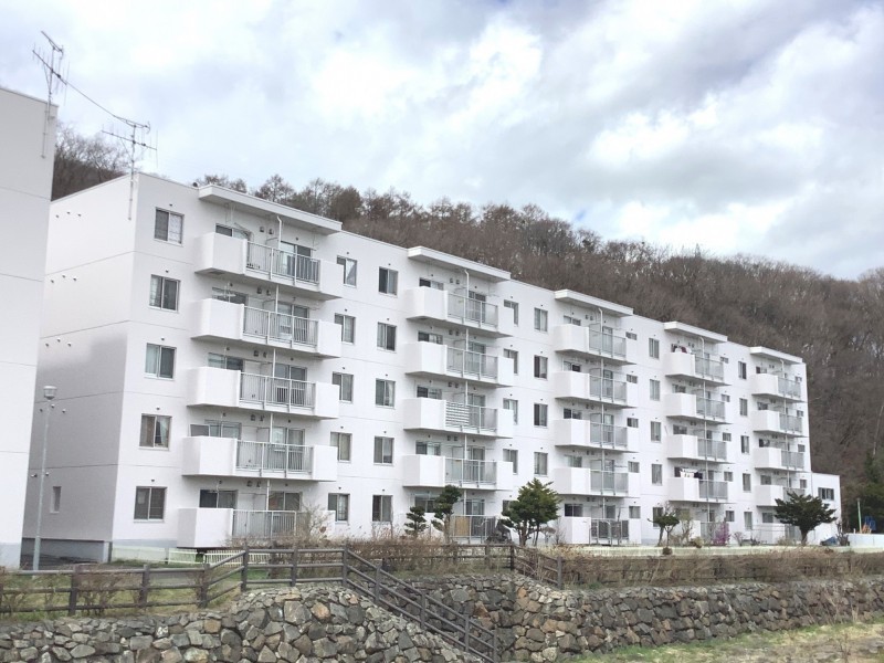 チュリス山鼻南B棟