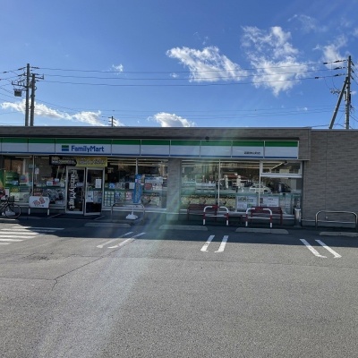 ファミリーマート　神山小学校