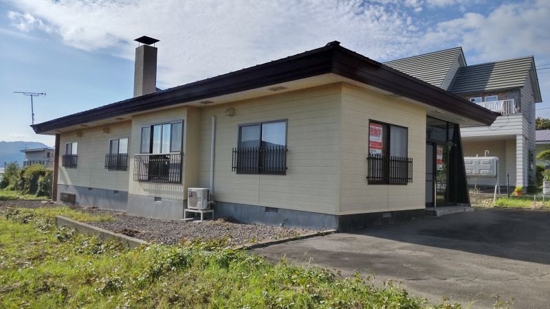 七飯町本町3丁目243-1・2　戸建中古