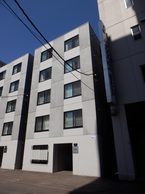 札幌市中央区 1億4,540万円 6.00% 一棟マンション