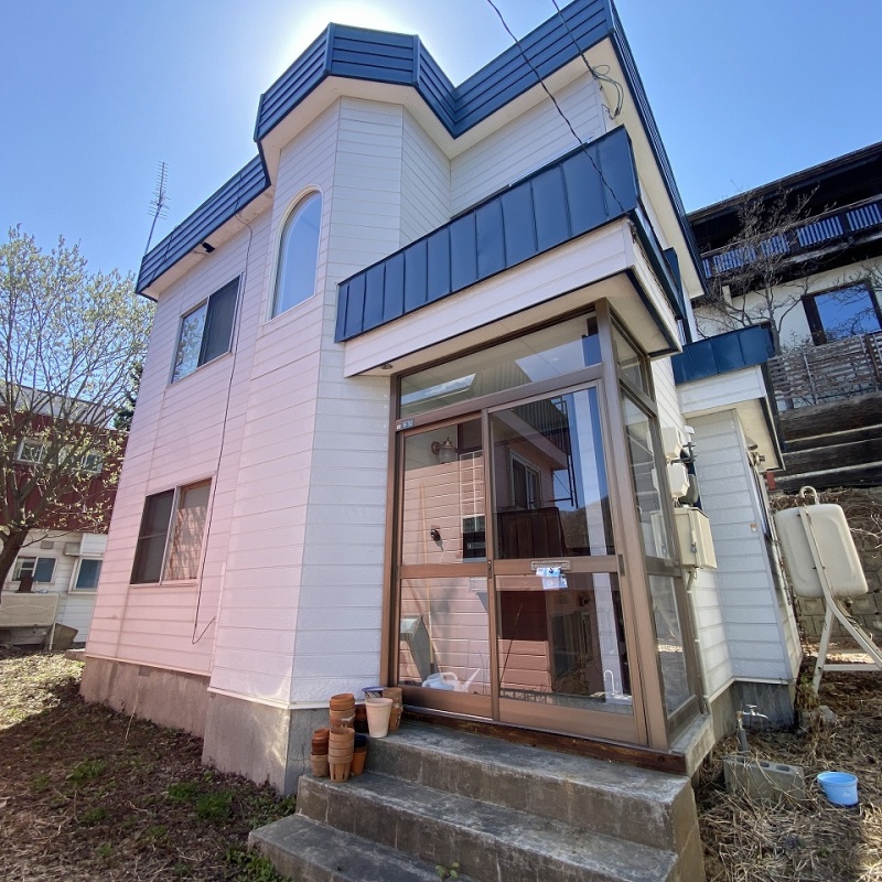 宮の森2条１７丁目　戸建オーナーチェンジ