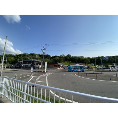 地元の名産品を気軽に購入できる、鹿部・食とうまいもの館（道の駅）。