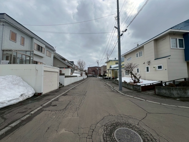 前面道路含む現地写真