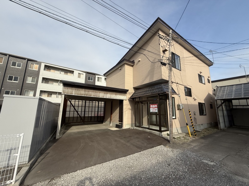 港町1丁目21-21 リフォーム済み中古住宅