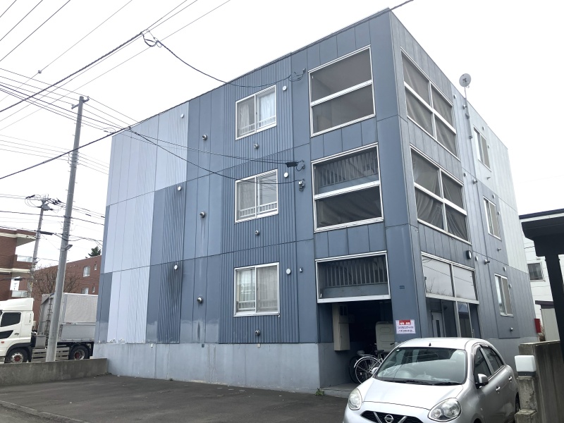 ウィスタリア西岡
