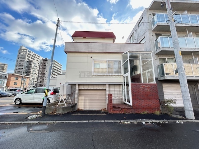 北7条西17丁目店舗
