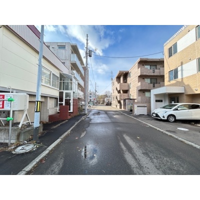 前面道路含む現地写真
