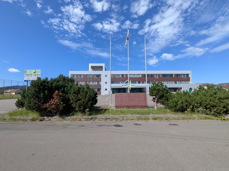 旭中学校