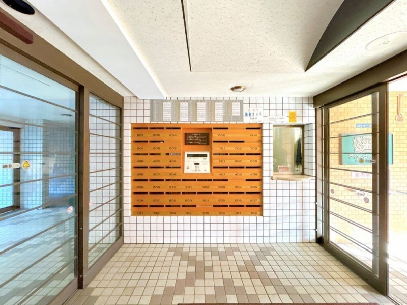 【集合ポスト】郵便物はマンションにお住まいの方のみ取り出し…