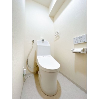 【リフォーム済】トイレは新品交換いたしました。クッションフ…