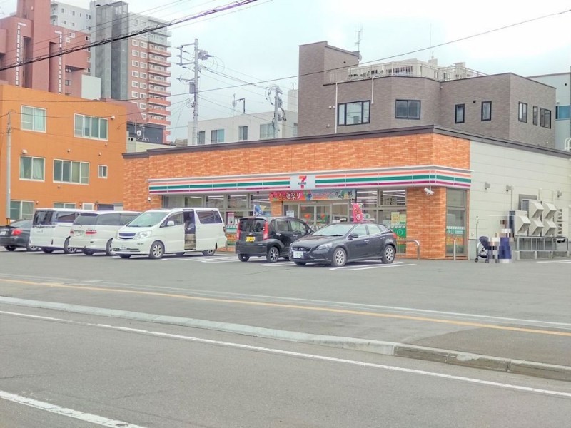 【近隣写真】セブンイレブン小樽稲穂3丁目店様まで約40m、徒歩…