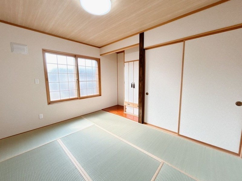 【リフォーム済＆即入居可】広さ6帖になります。畳は表替えし…