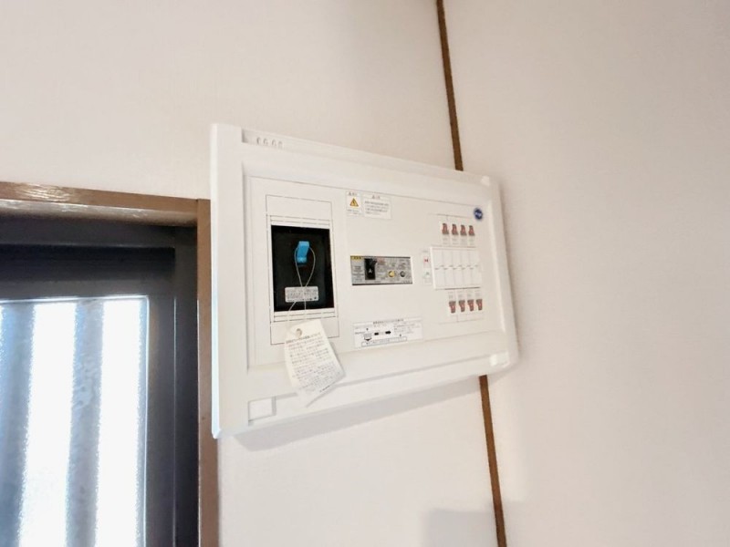 【リフォーム済＆即入居可】分電盤の写真になります。こちらも…
