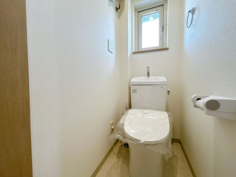 トイレ交換済。