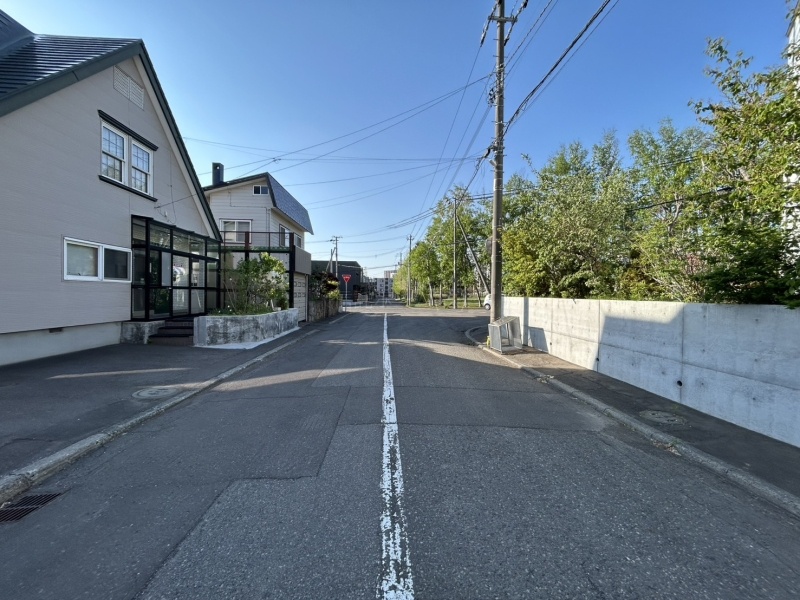 前面道路含む現地写真