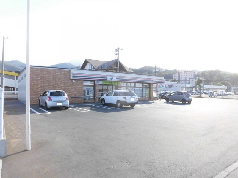 【周辺環境】セブンイレブン小樽桂岡店様まで約350ｍ(徒歩5分)…