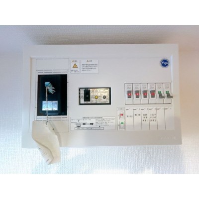 【リフォーム済＆即入居可】分電盤の写真です。いざという時に…