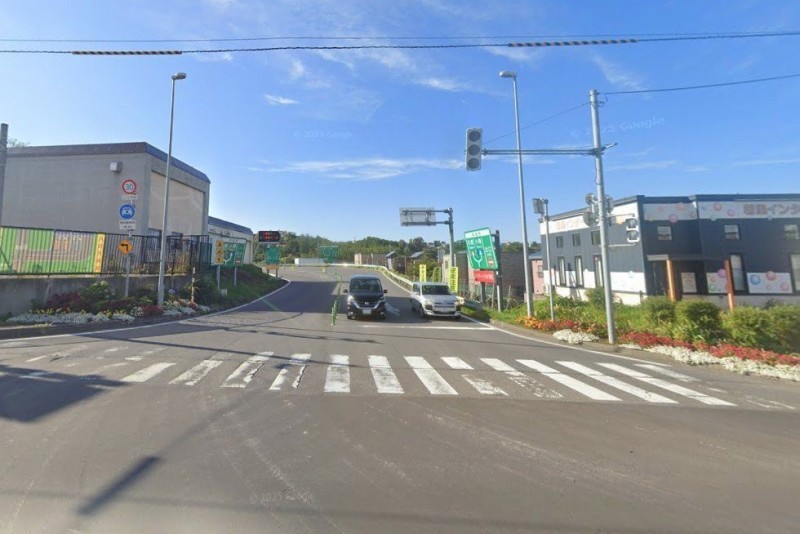 【近隣写真】朝里ICまで約1.3km、車で約4分です。高速道路にす…