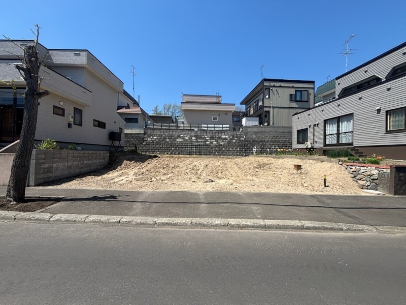 青葉町１４丁目土地