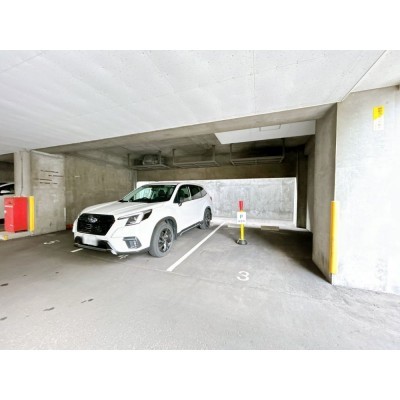 【共用部＿来客用駐車場】来客用駐車場の写真です。来客用駐車…
