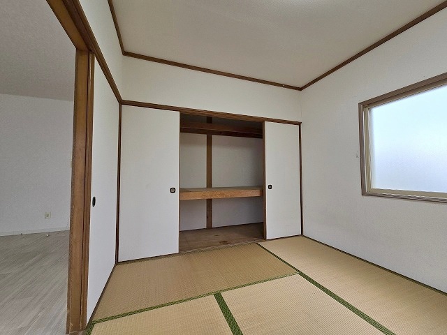 Ｂ棟103号室　和室収納！