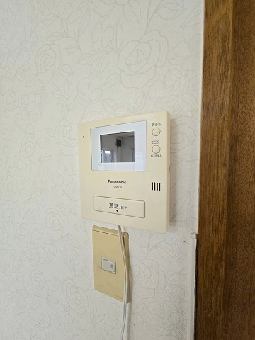 Ｂ棟103号室　TVインターホン！