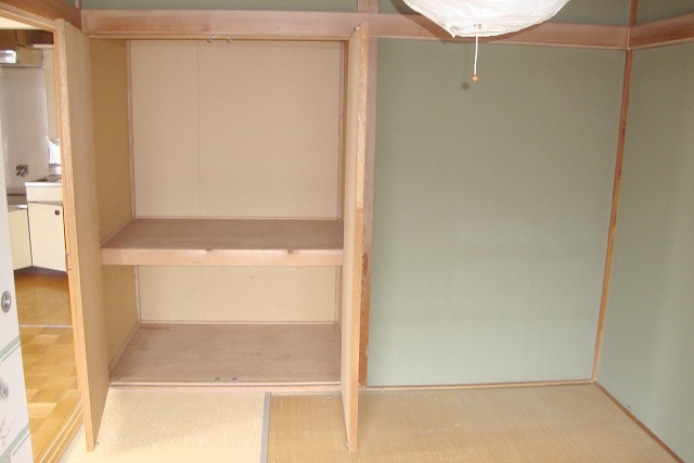 6帖和室の押入