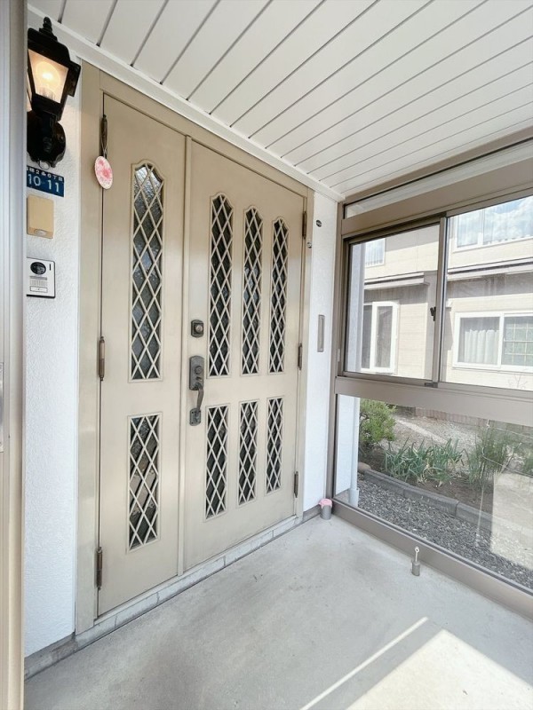 【期間限定現況販売】玄関です。