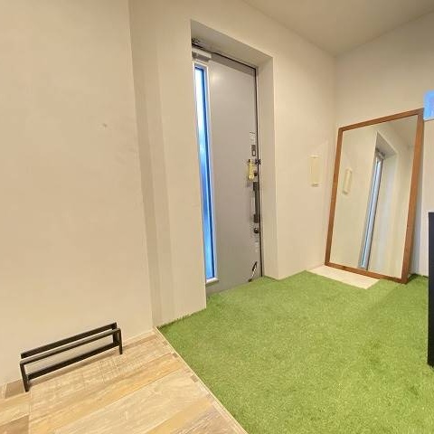 【玄関】ダブルロックキーのドアで高セキュリティ◎