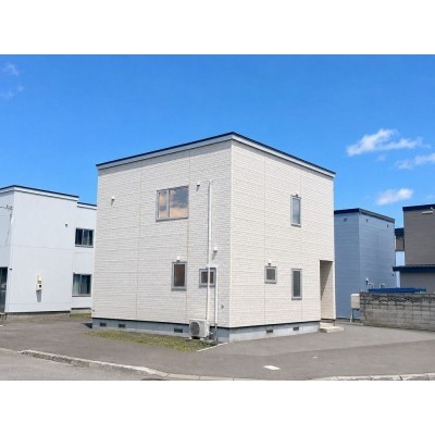 【現況写真】南向きのリビングで南側に遮る建物が無く日当たり…