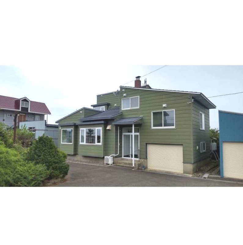 七飯町字中野138-1・19・17 倉庫付戸建中古