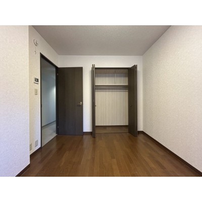 【リフォーム中　約5.8帖洋室】