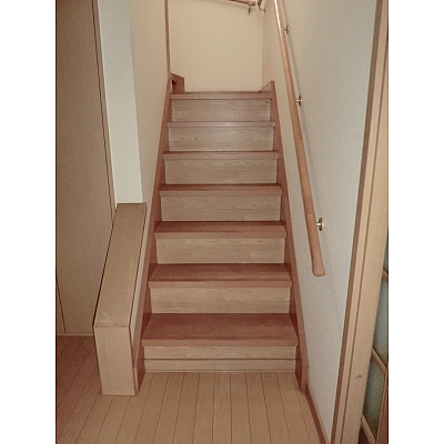 ホールから階段