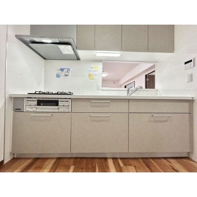 【リフォーム後　キッチン】新品交換いたしました。