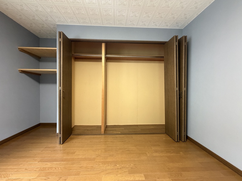 収納スペースが広いためお部屋のスペースを圧迫させない