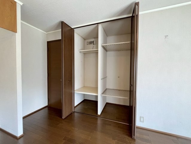 １０．３帖 洋室収納