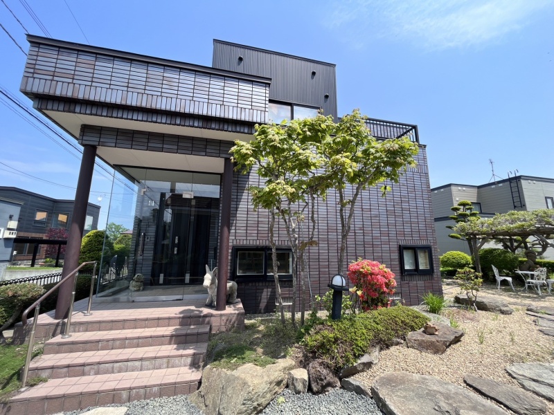 北広島市松葉町3丁目【中古戸建】