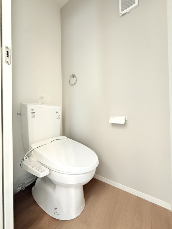 トイレは各階にございます