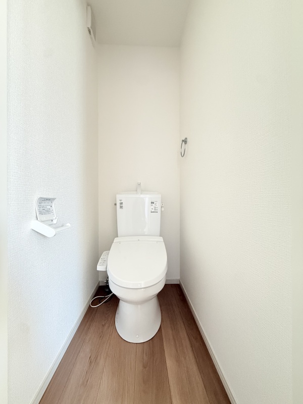 トイレは各階にございます。