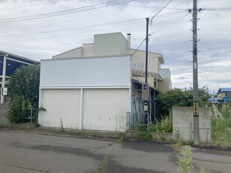 車庫側の外観！
