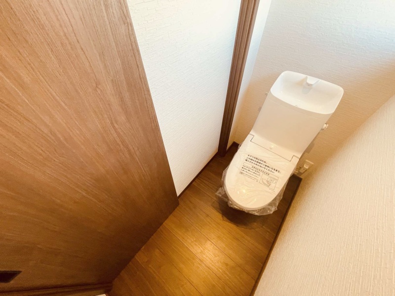 温水洗浄便座トイレ