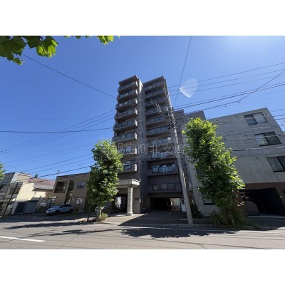 分譲マンションならではの重厚感ある外観！きれいな建物維持で…