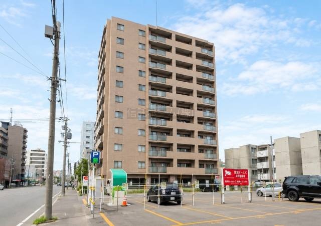 ファミール山鼻南１５条