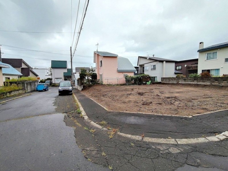 間口も広いので建築しやすい土地です