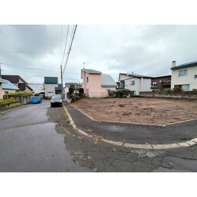 間口も広いので建築しやすい土地です