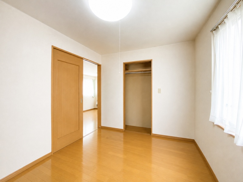 写真は家具・家電等をAI消去加工しております。現況は内覧でご確認ください。
