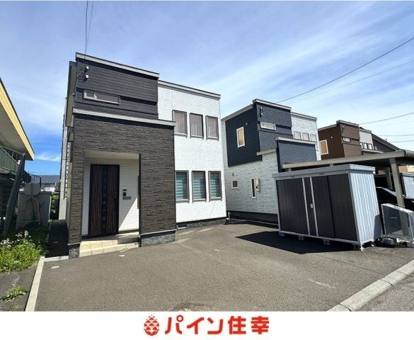 ☆築6年美邸/JR恵庭駅11分/吹抜つき4LDK築浅住宅☆