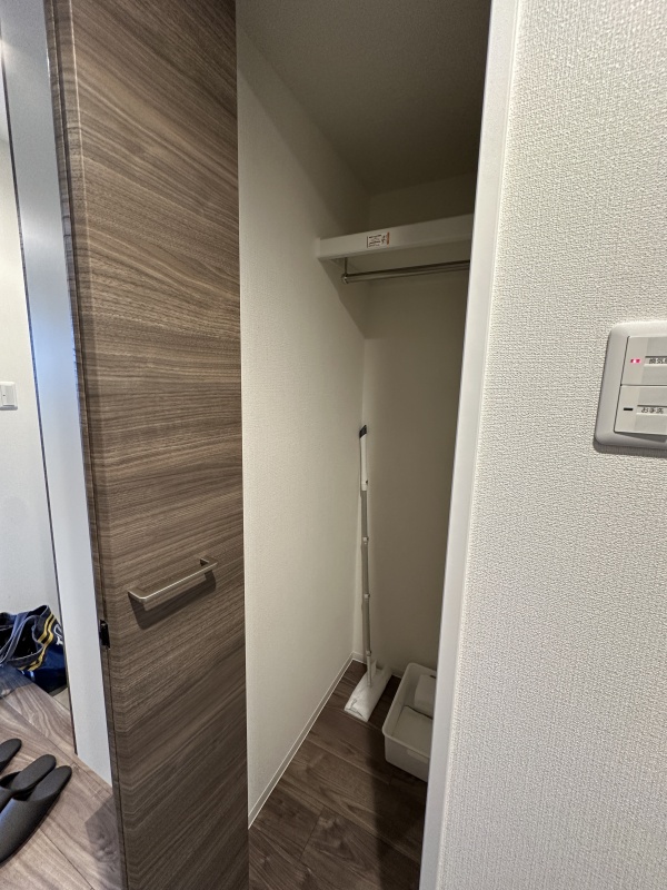収納が各所にあり部屋を圧迫せずに使える仕様