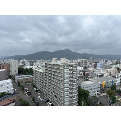 各所に悪説が便利な立地により外出をストレスなく楽しめます